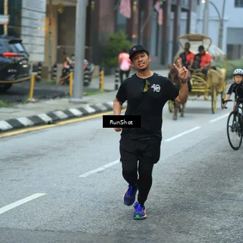 Runner Photo 8623069