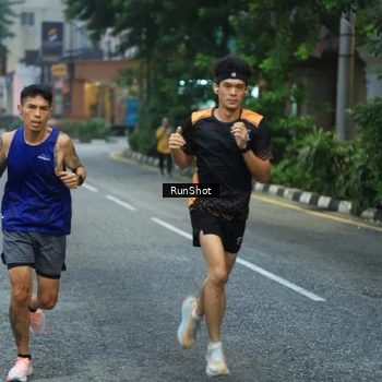 Runner Photo 8623135