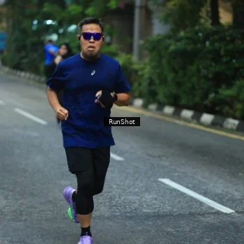 Runner Photo 8623193