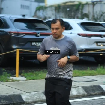 Runner Photo 8623198