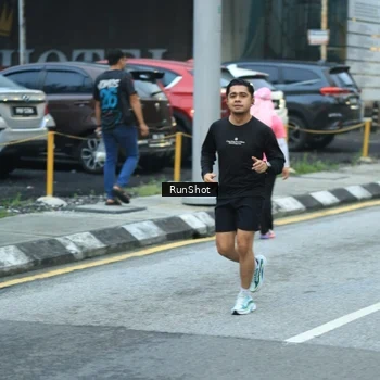 Runner Photo 8623221