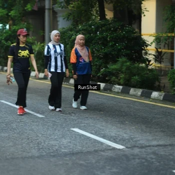Runner Photo 8623248