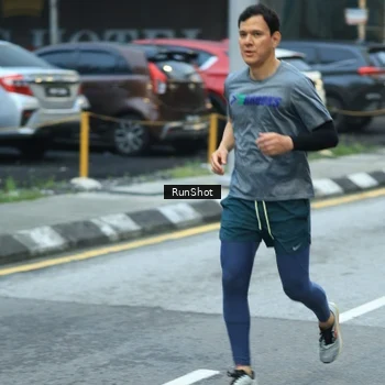 Runner Photo 8623256