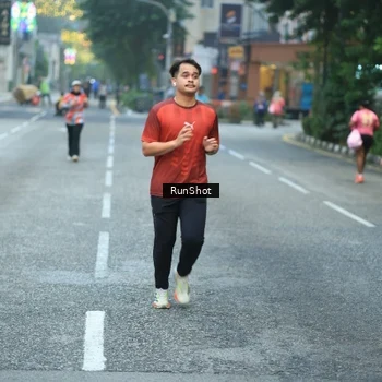 Runner Photo 8623283