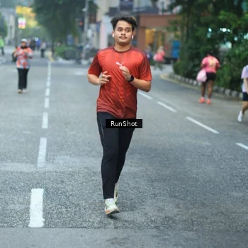 Runner Photo 8623287