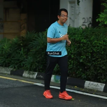 Runner Photo 8623298