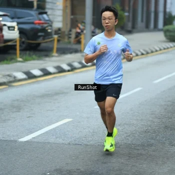 Runner Photo 8623299