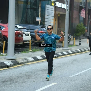 Runner Photo 8623306