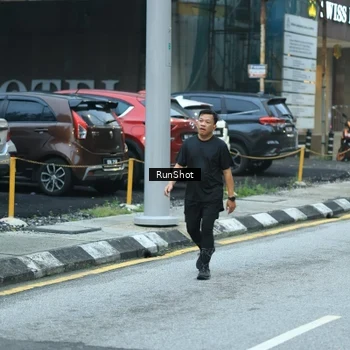 Runner Photo 8623314