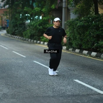 Runner Photo 8623315