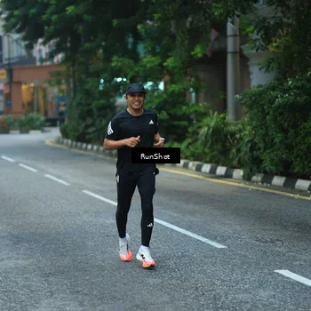 Runner Photo 8623338