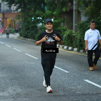 Runner Photo 8623365