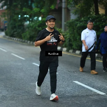 Runner Photo 8623370