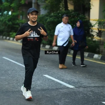 Runner Photo 8623371