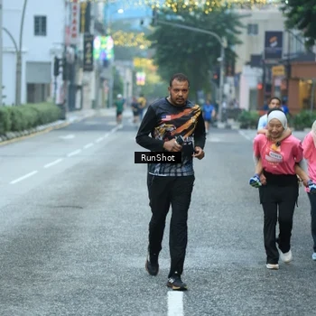 Runner Photo 8623393