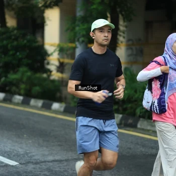Runner Photo 8623409