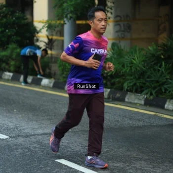 Runner Photo 8623433