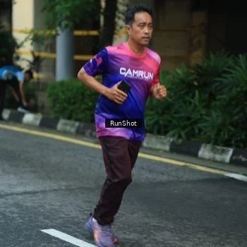 Runner Photo 8623436