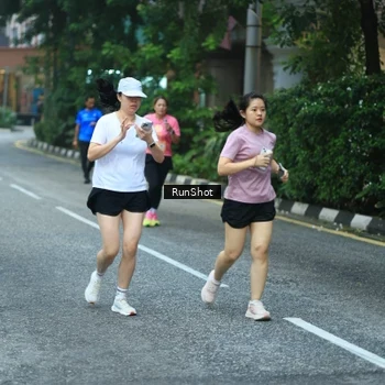Runner Photo 8623442