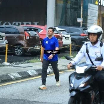 Runner Photo 8623456