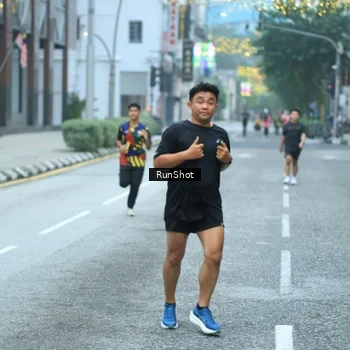 Runner Photo 8623460