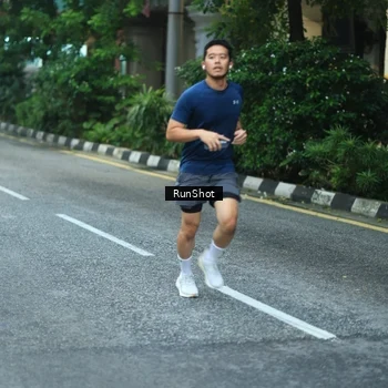 Runner Photo 8623494
