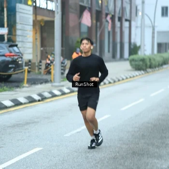 Runner Photo 8623524