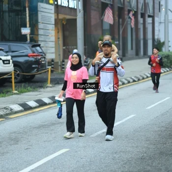 Runner Photo 8623543