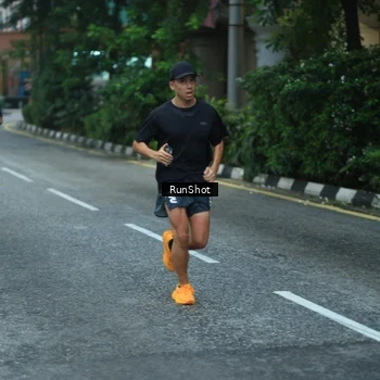 Runner Photo 8623545