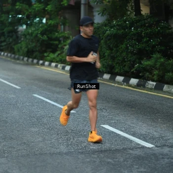 Runner Photo 8623546