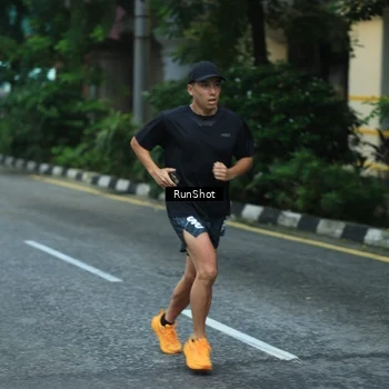 Runner Photo 8623548