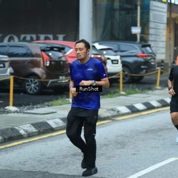 Runner Photo 8623566