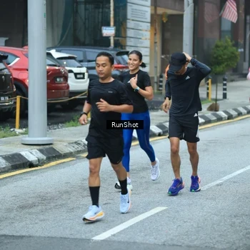 Runner Photo 8623569