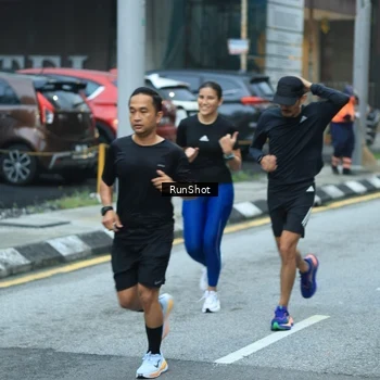 Runner Photo 8623572
