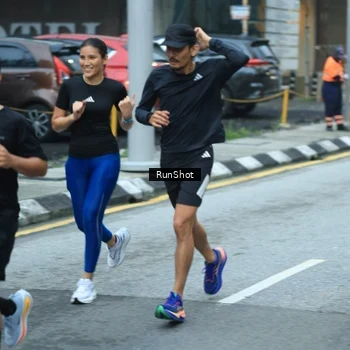 Runner Photo 8623578