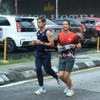 Runner Photo 8623611