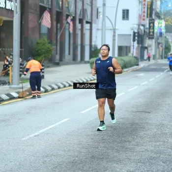 Runner Photo 8623649