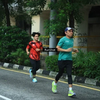 Runner Photo 8623755
