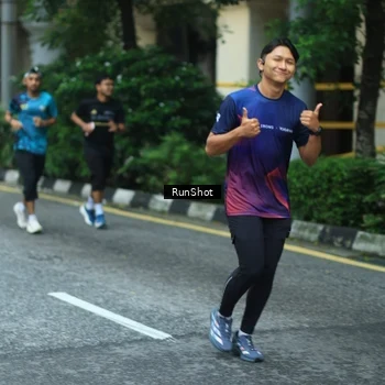 Runner Photo 8623756