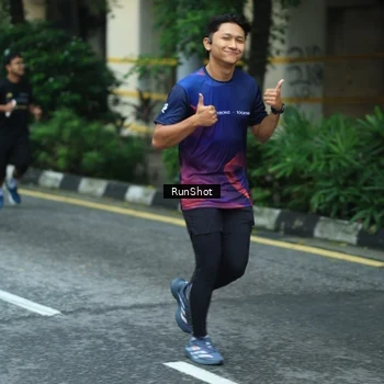 Runner Photo 8623757