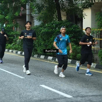 Runner Photo 8623759