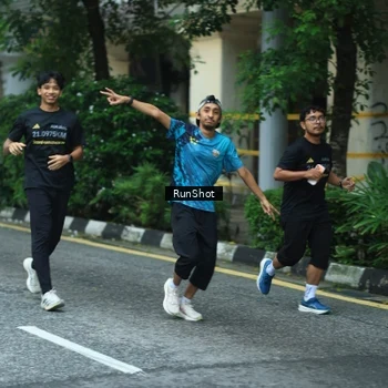 Runner Photo 8623763