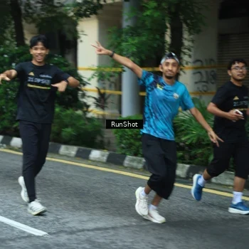 Runner Photo 8623769