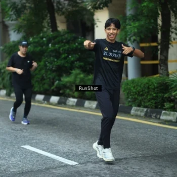 Runner Photo 8623772