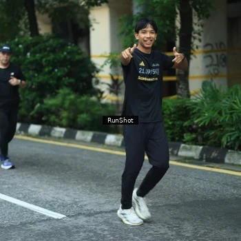 Runner Photo 8623773