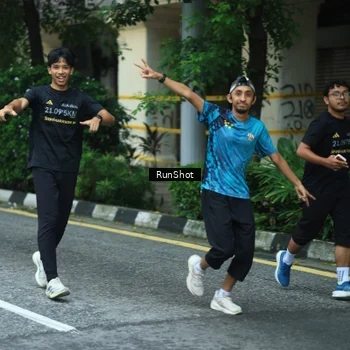 Runner Photo 8623779