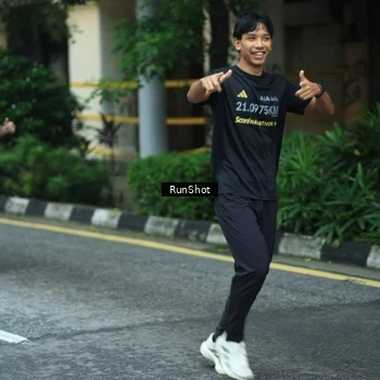 Runner Photo 8623780