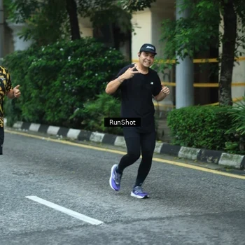 Runner Photo 8623782