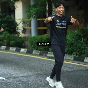 Runner Photo 8623783