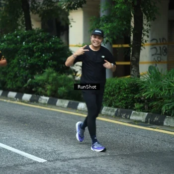 Runner Photo 8623786
